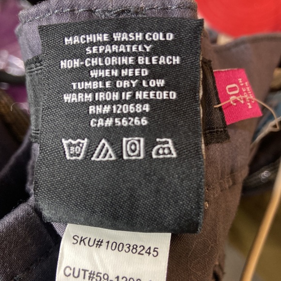 Torrid Denim Gray Utility Crop Pant with Metallic Bar on Sides Size 20 New - Picture 6 of 6